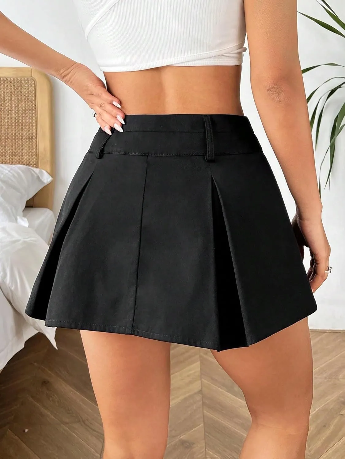 Fashion Beach Skirt Women Solid Color Pleated Mini Skirt