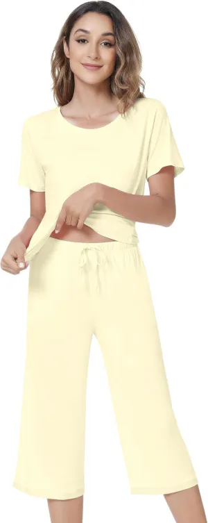 NACHILA Pajamas for Women-Viscose Made from Bamboo,Short Sleeve Sleepwear with Capri Pants Pajama Sets Crew Neck Cool Pjs
